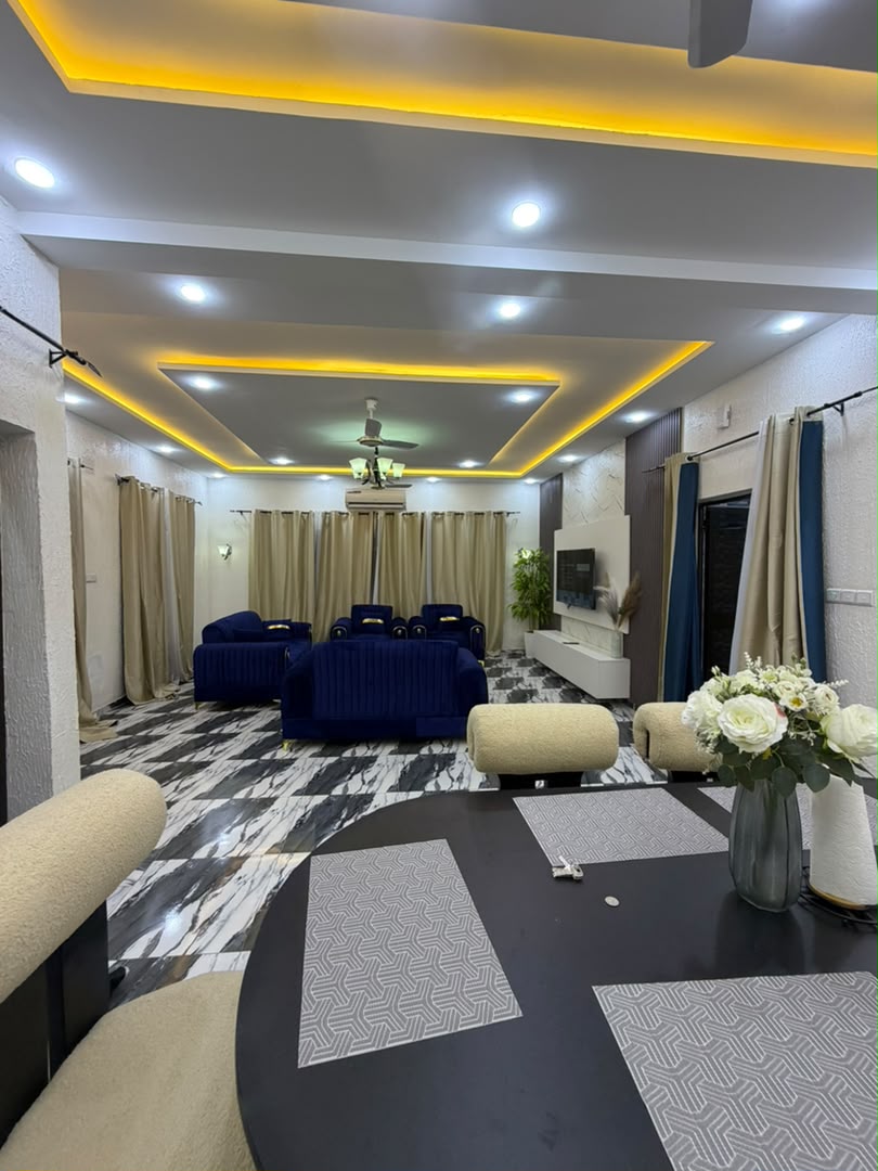 Appartement meublé 2 chambres à louer à Agoè Plateau – 500.000 FCFA/mois