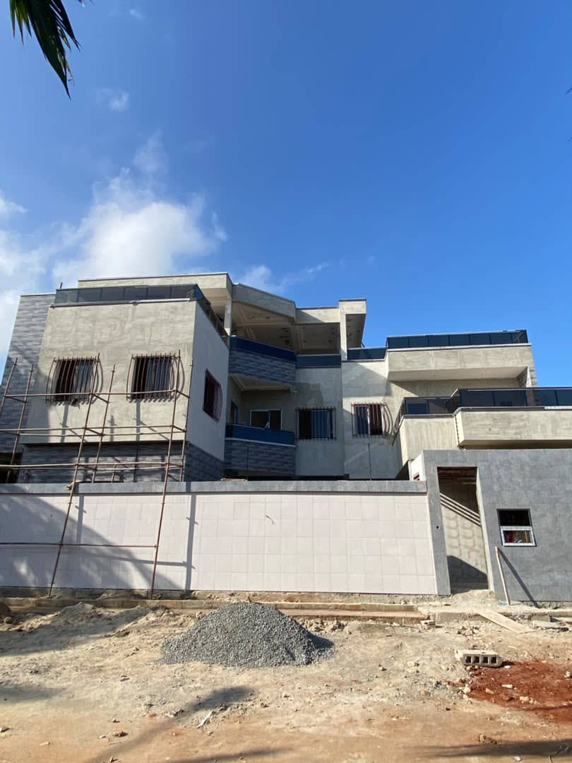 Villa de 300 m² en vente à Agoè Plateau – 160 millions FCFA