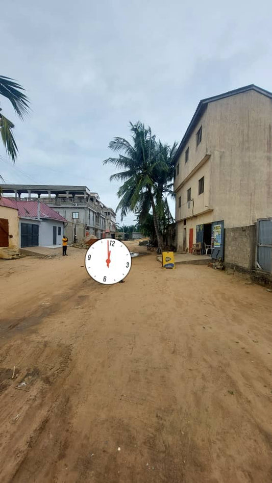 Villa duplex 5 chambres à louer à Agoé Assiyéyé – 450000 FCFA