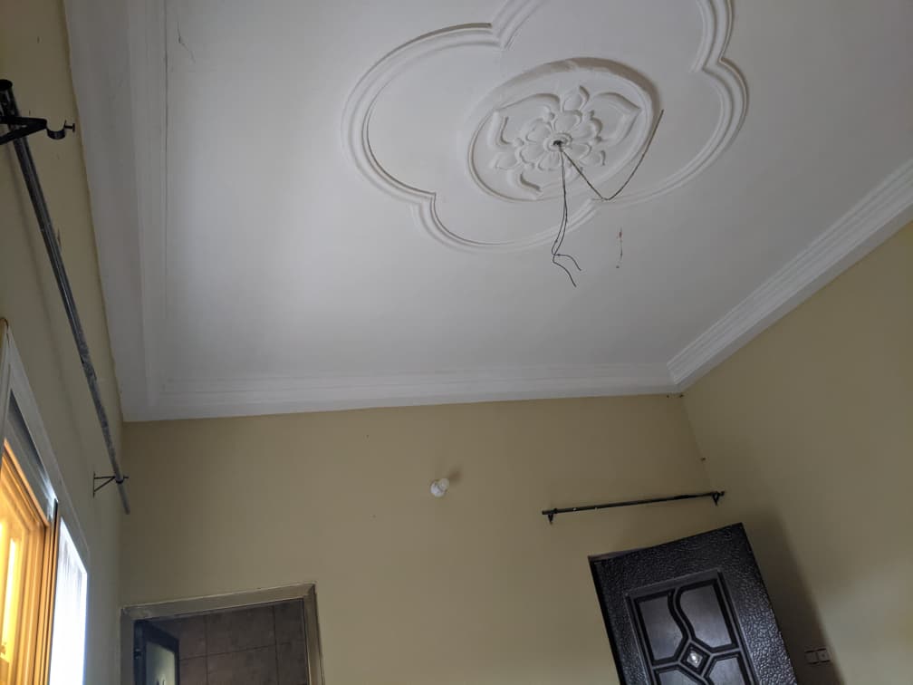 Villa 2 chambres en location à Ségbé ARS – 70 000 FCFA