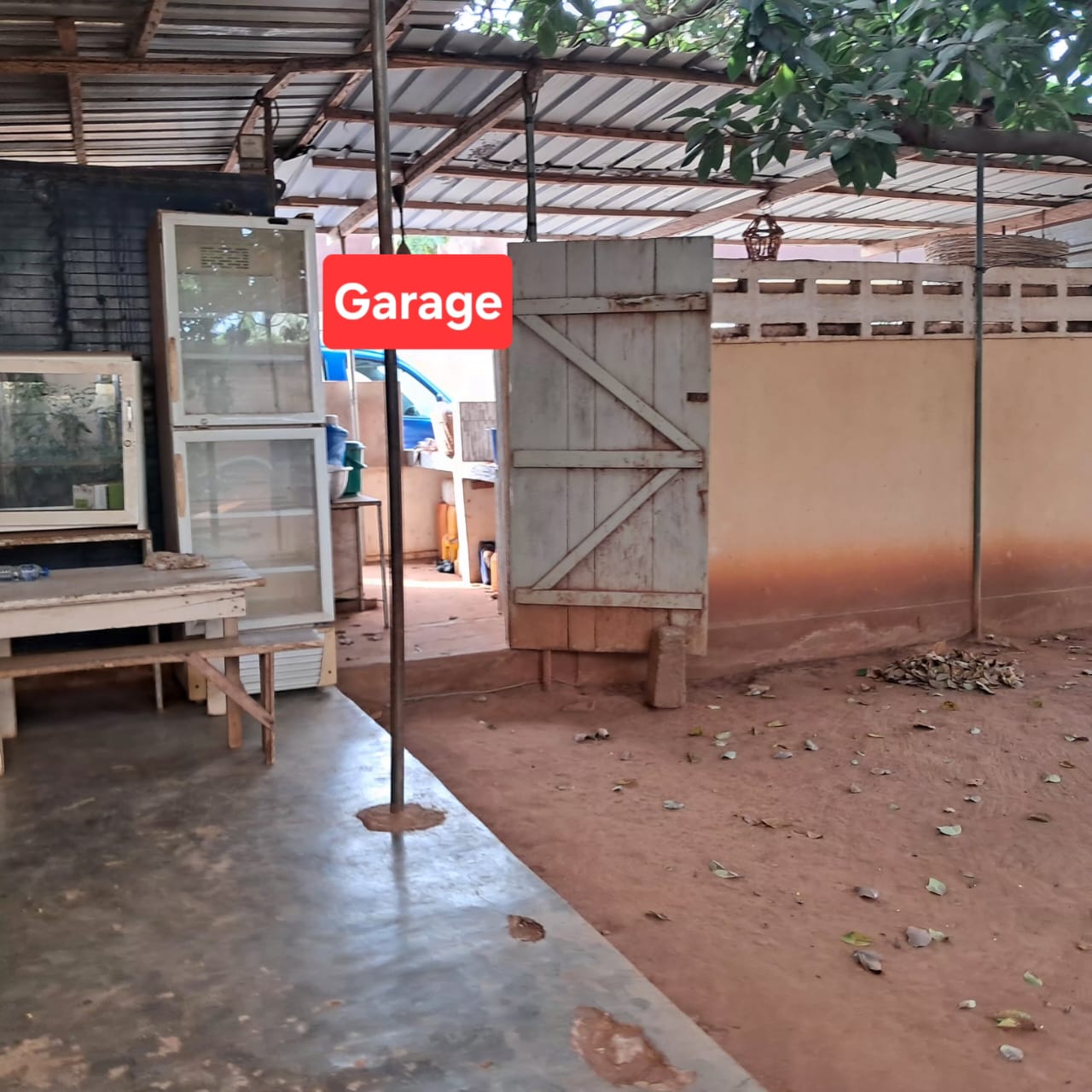 Maison 2 pièces en vente en bord du goudron à Cap Amadahome – 25 millions FCFA