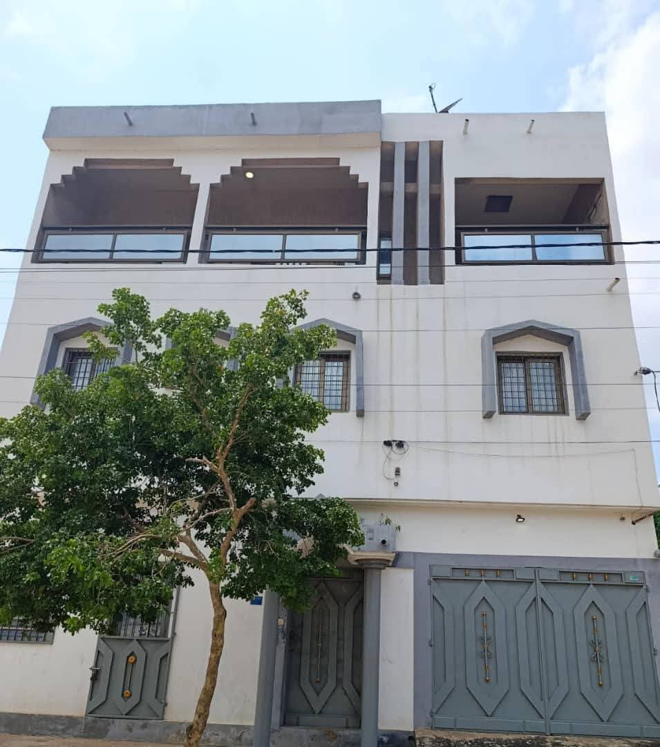 Villa 3 chambres en vente à Agbalépédo – 80 millions FCFA