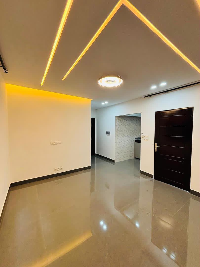 Appartement 4 chambres salon à louer proche du goudron à Hédzranawoé – 450.000 FCFA / mois