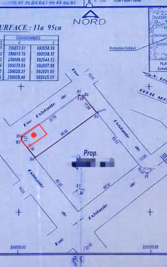 Terrain 1/4 lot de 160 m² en vente à Légbassito en angle de rue – 11.000.000 FCFA
