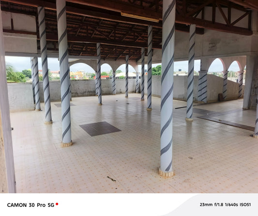 Maison duplex 6 chambres de 300 m² en vente à Kégué – 100 millions FCFA