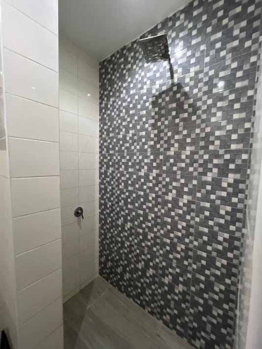 Duplex 4 chambres à louer à Avenou Adinamoto – 550 000 FCFA/mois