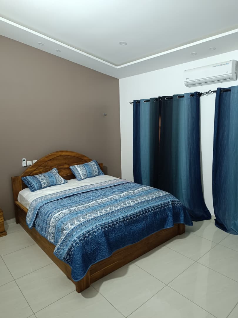 Appartement meublé 3 chambres à louer à Adidogomé – 40.000 FCFA/nuitée
