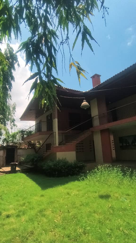 Villa 3 chambres en vente à Tokoin Casablanca – 150 millions FCFA