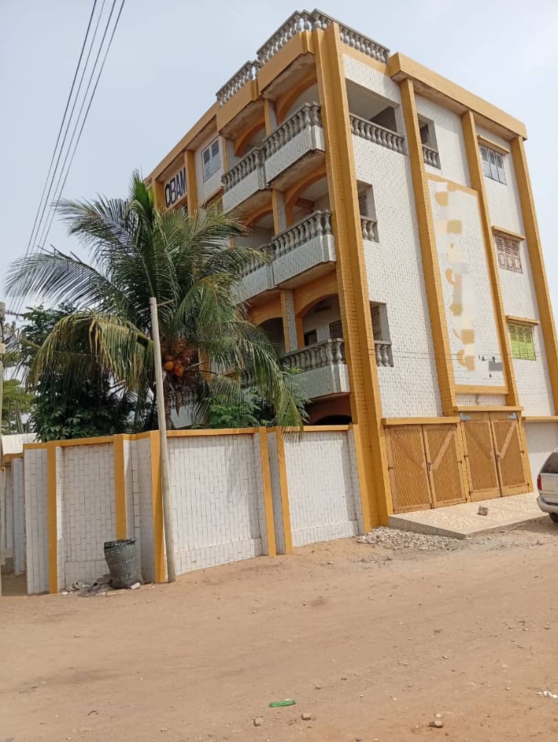 Immeuble R+3 en vente à Nyékonakpoè – 380 millions FCFA