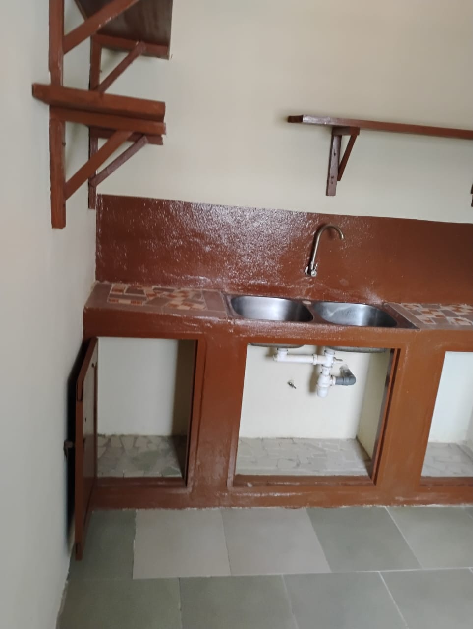Villa 2 chambres à louer à Agoè TV2 – 70 000 FCFA