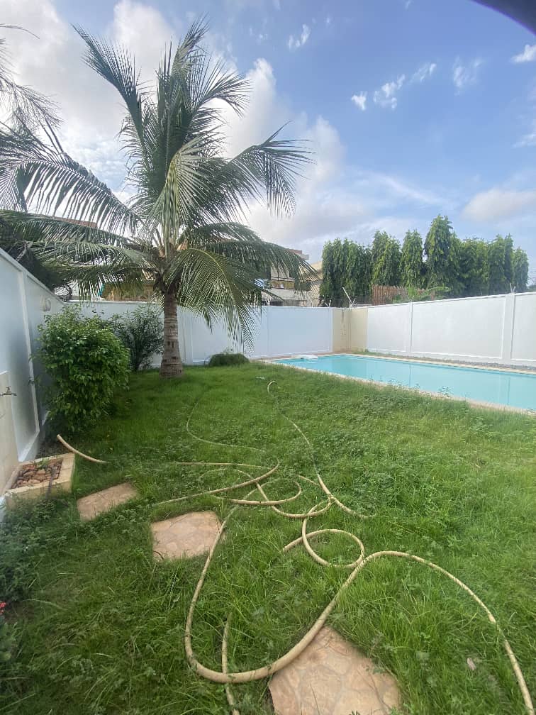Villa duplex 3 chambres à louer à Forever Cité Sidéal – 1.000.000 FCFA