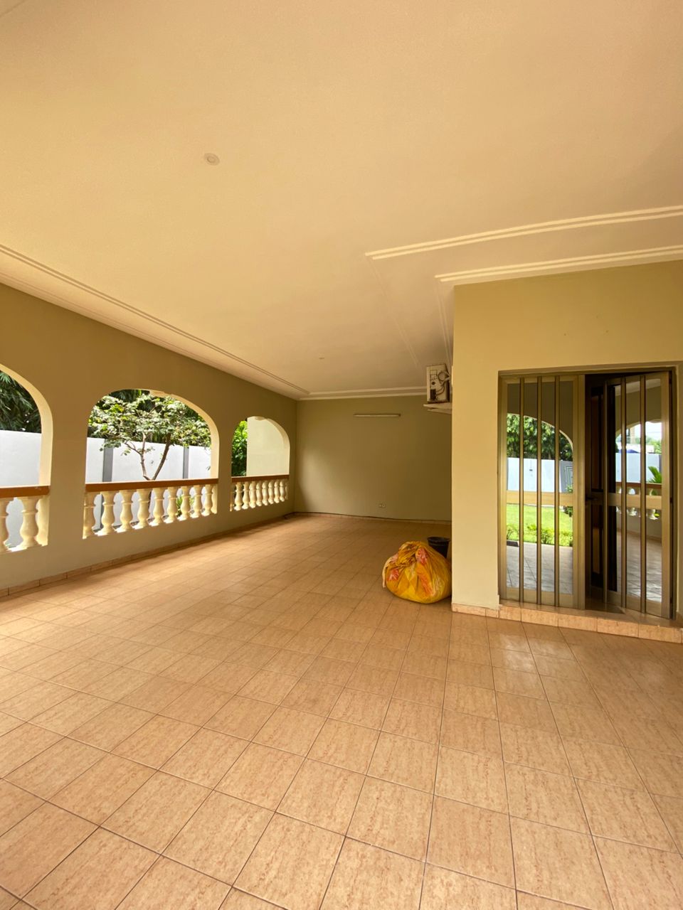 Villa 3 chambres à louer à Kegué Nouveau Monde – 500000 FCFA