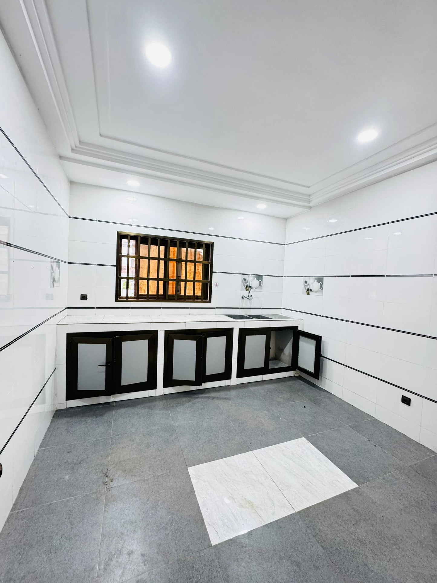 Appartement 3 chambres autonomes à louer à Adidogomé Kohé