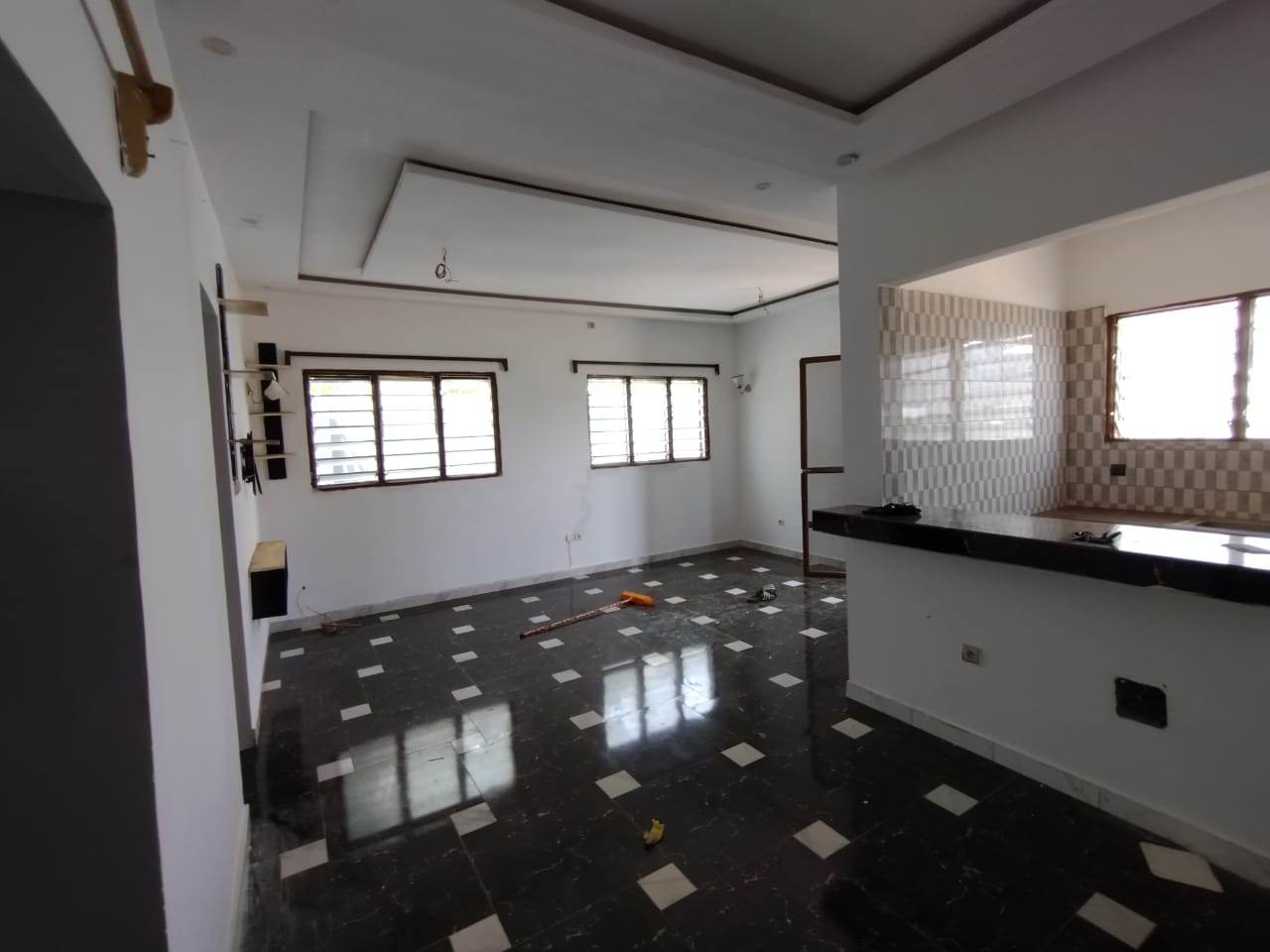 Mini villa de 2 chambres salon à louer à Djagblé Avéta Lowé – 50 000 FCFA