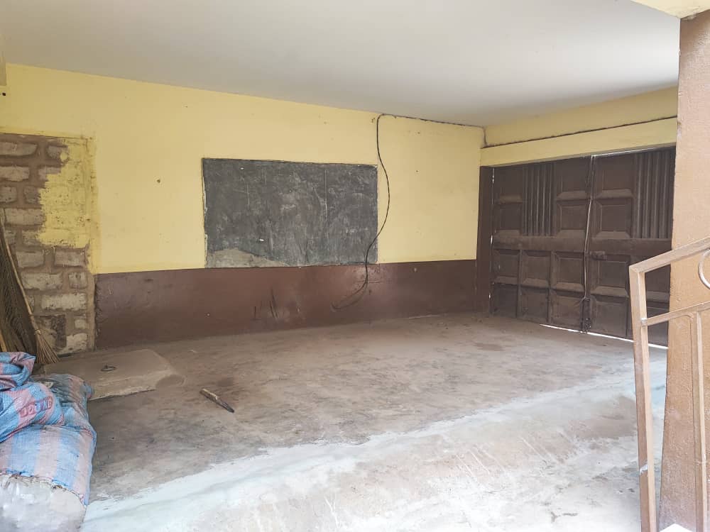 Maison de location en vente sur 1/4 de lot à Agoè Koffi Panou – 22 millions FCFA