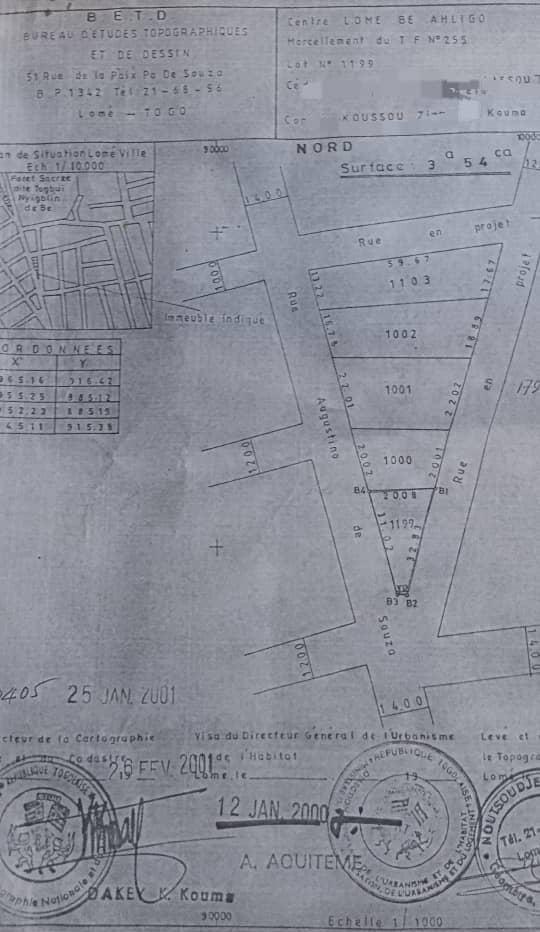 Terrain de 354 m² en vente à Bè le Retour 2i – 35 millions FCFA