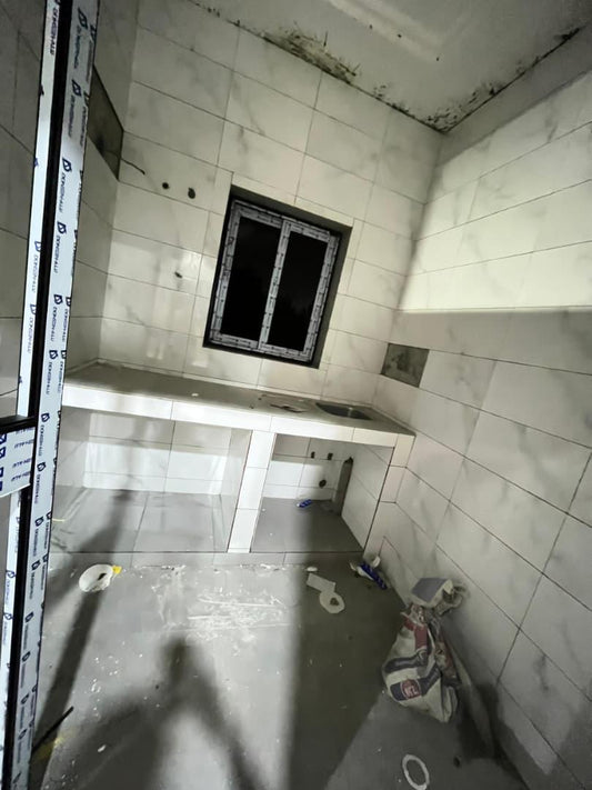 Appartement chambre salon en location à Djidjolé – 65000 FCFA