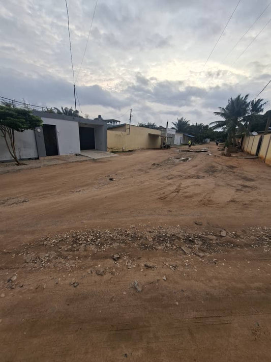 Terrain d'un lot en vente à Avedji Adroukpapé – 65 millions FCFA