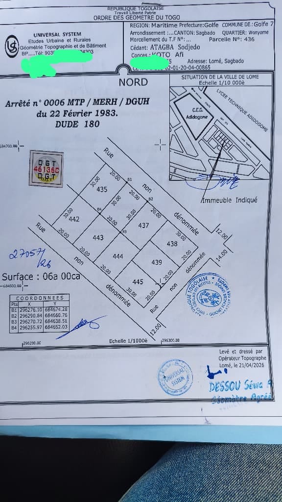 Terrain de 1 lot en vente à Adidogome CEG proche du goudron – 50 millions FCFA