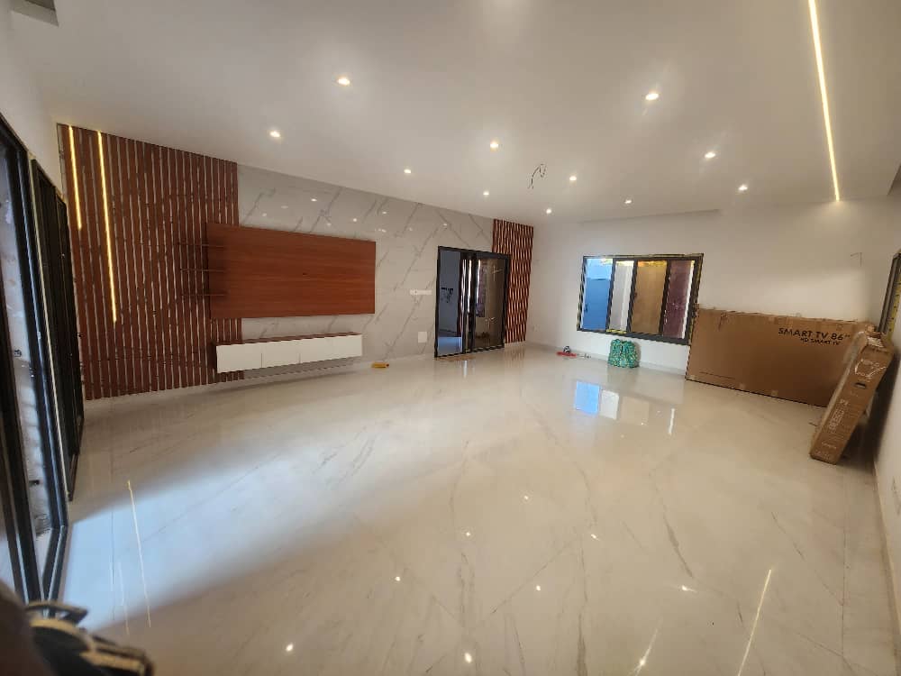 Villa duplex 7 chambres de 680 m² en vente à Kégué 14 – 260 millions FCFA