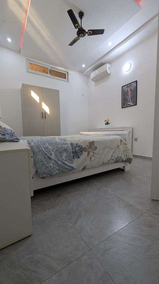 Appartement meublé de 2 chambres à louer à Hédzranawoé – 25 000 FCFA la nuitée