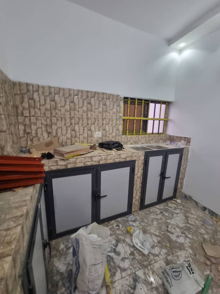 Villa 3 chambres de 100 m² en vente proche du goudron à Segbé Akato – 25 millions FCFA