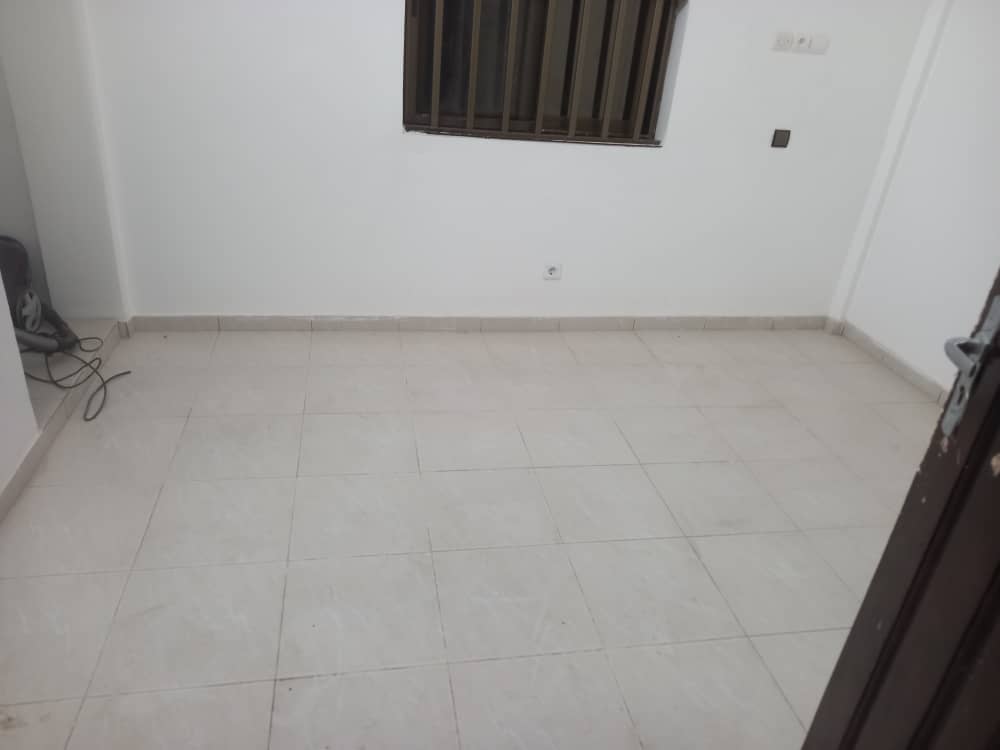 Villa 3 chambres en vente à Agbodan (Route Nationale N°2) – 35 millions FCFA