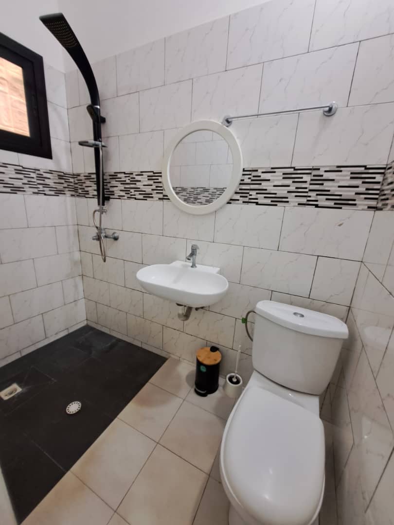 Villa 3 chambres meublée à louer à Adidogomé – 600 000 FCFA/mois