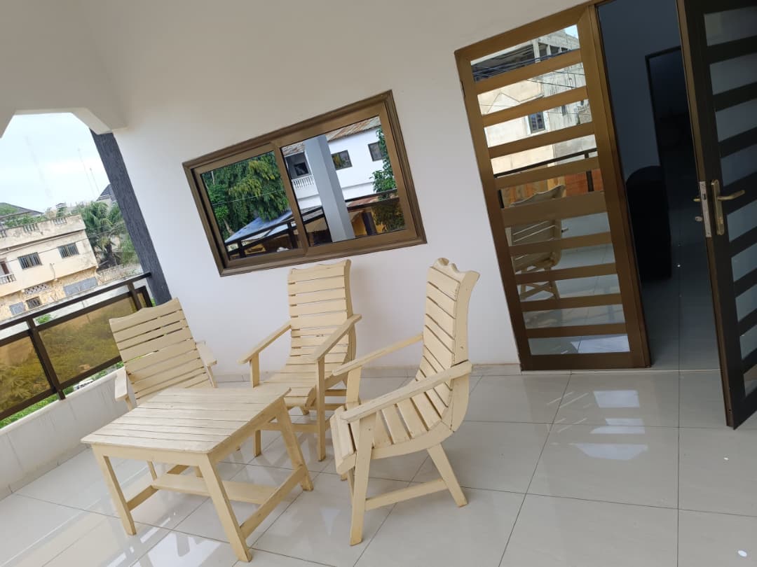 Appartement meublé 3 chambres à louer à Adidogomé – 40.000 FCFA/nuitée