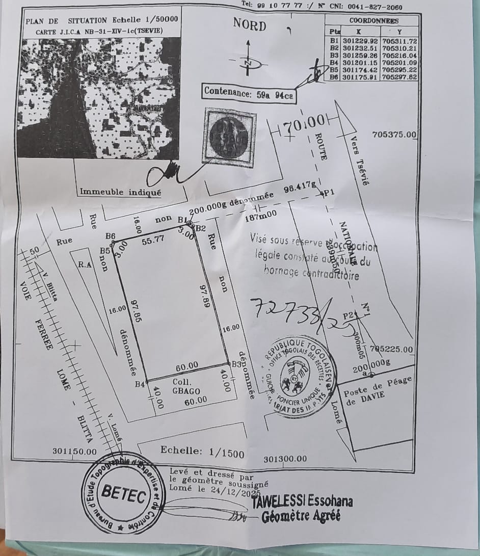 10 lots collé en vente à Davié péage proche du goudron accès direct – 15 millions FCFA le lot