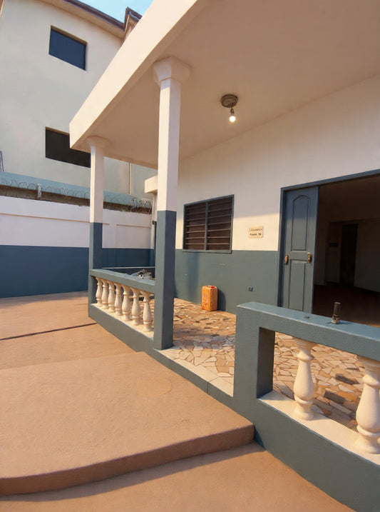 Mini villa 2 chambres de 150 m² en vente à Atiégou – 26 millions FCFA