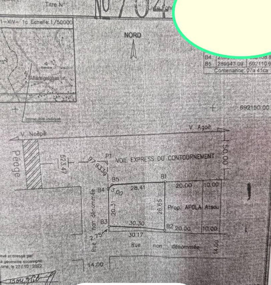 Terrain de 600 m² en vente en bordure du goudron à Afiadenyigban – 35 millions FCFA