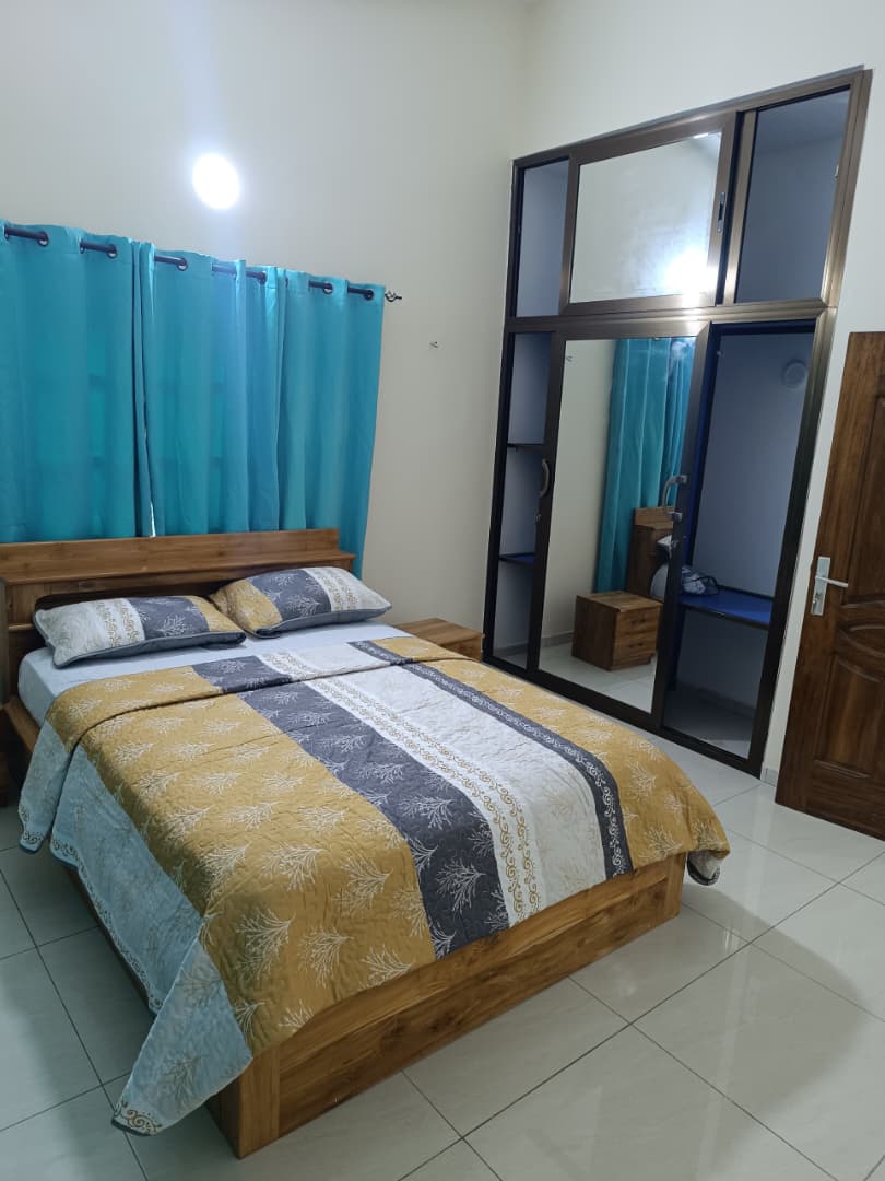 Appartement meublé de 3 chambres salon en location à Adidogomé – 450000 FCFA/mois