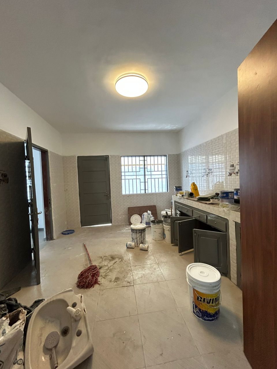 Villa 3 chambres à louer à Djifa Kpota, proche du goudron – 400000 FCFA