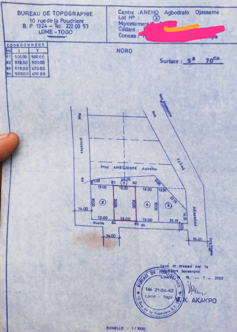 Appartement de 2 chambres salon en vente à Kpeme – 16 000 000 FCFA