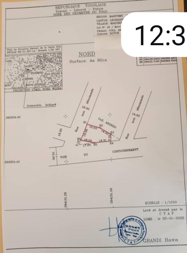 Terrain à vendre en bordure de la route du grand contournement à Legbassito / Zovadjin – 35 millions FCFA