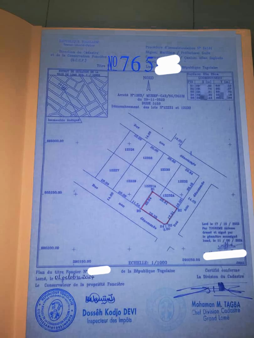 Terrain 1 lot en vente en angle de rue à Segbé – 25 millions FCFA