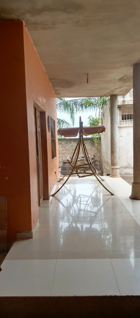 Villa 2 chambres en vente à Legbassito – 45 millions FCFA
