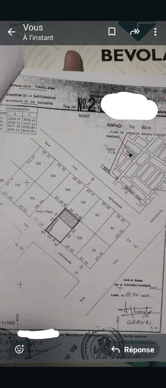 Terrain nu d'un lot en vente à Agoé Assiyéyé, proche goudron – Hôtel La Base 228 – 45 millions FCFA