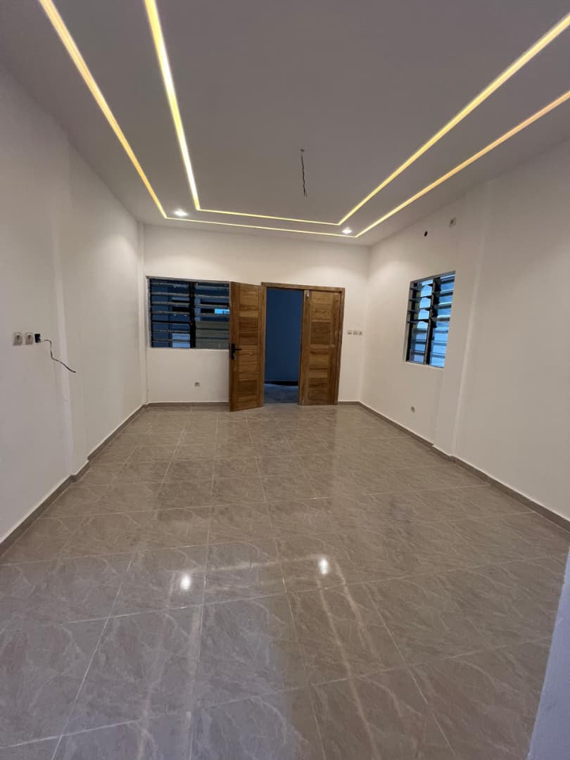 Appartement chambre salon à louer à Agoè Sogbossito Carrefour Kpogli - 60000 FCFA