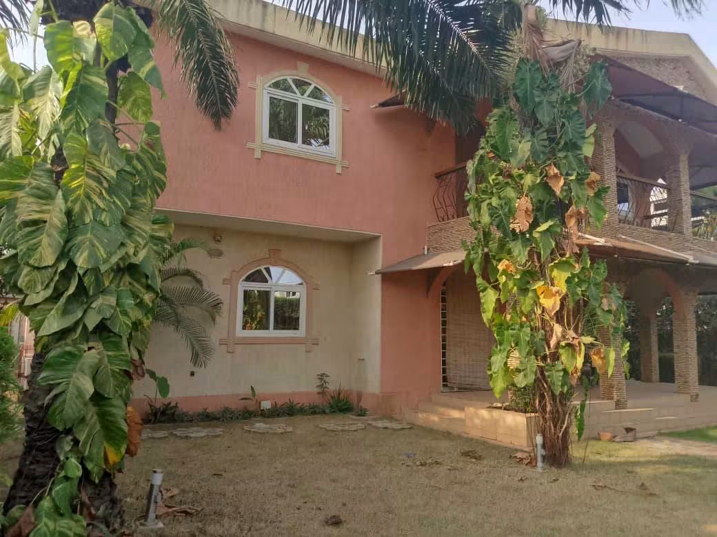 Villa 3 chambres en vente à Adidogomé Sagbado – 160 millions FCFA