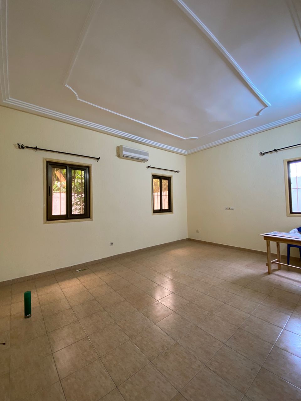 Villa 3 chambres à louer à Kegué Nouveau Monde – 500000 FCFA