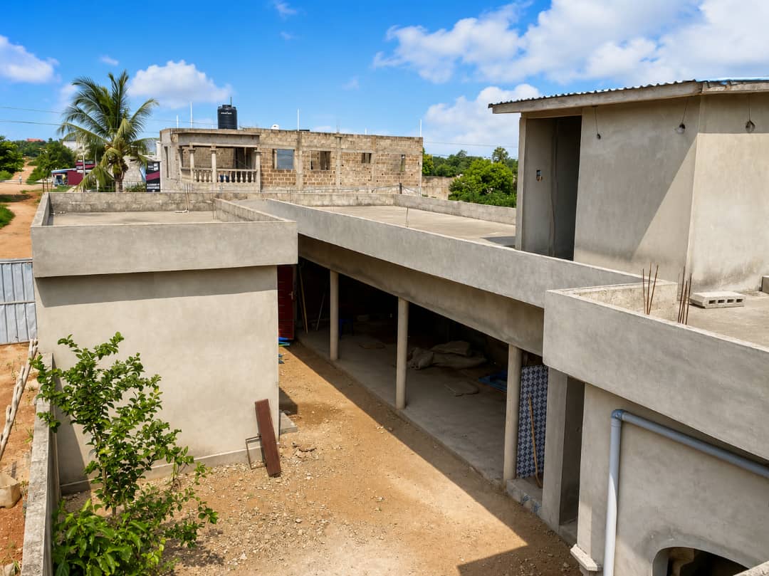 Villa 2 chambres en vente à Apessito – 28 millions FCFA