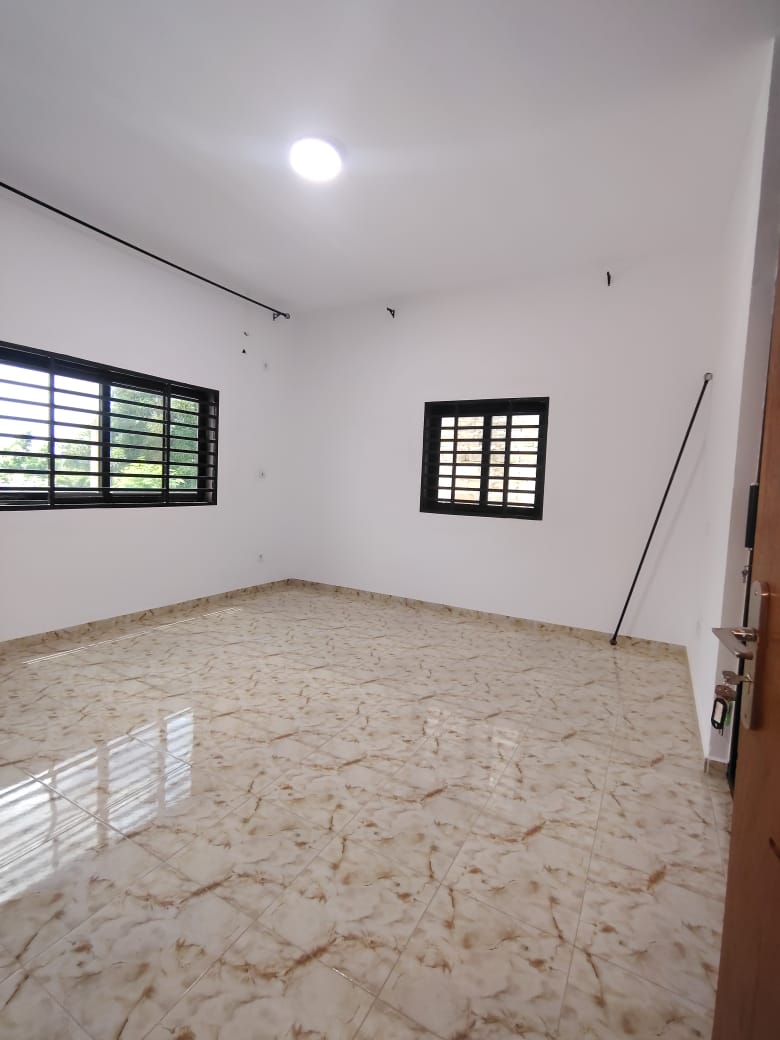 Appartement haut standing 3 chambres à louer à Yokoe – 225000 FCFA