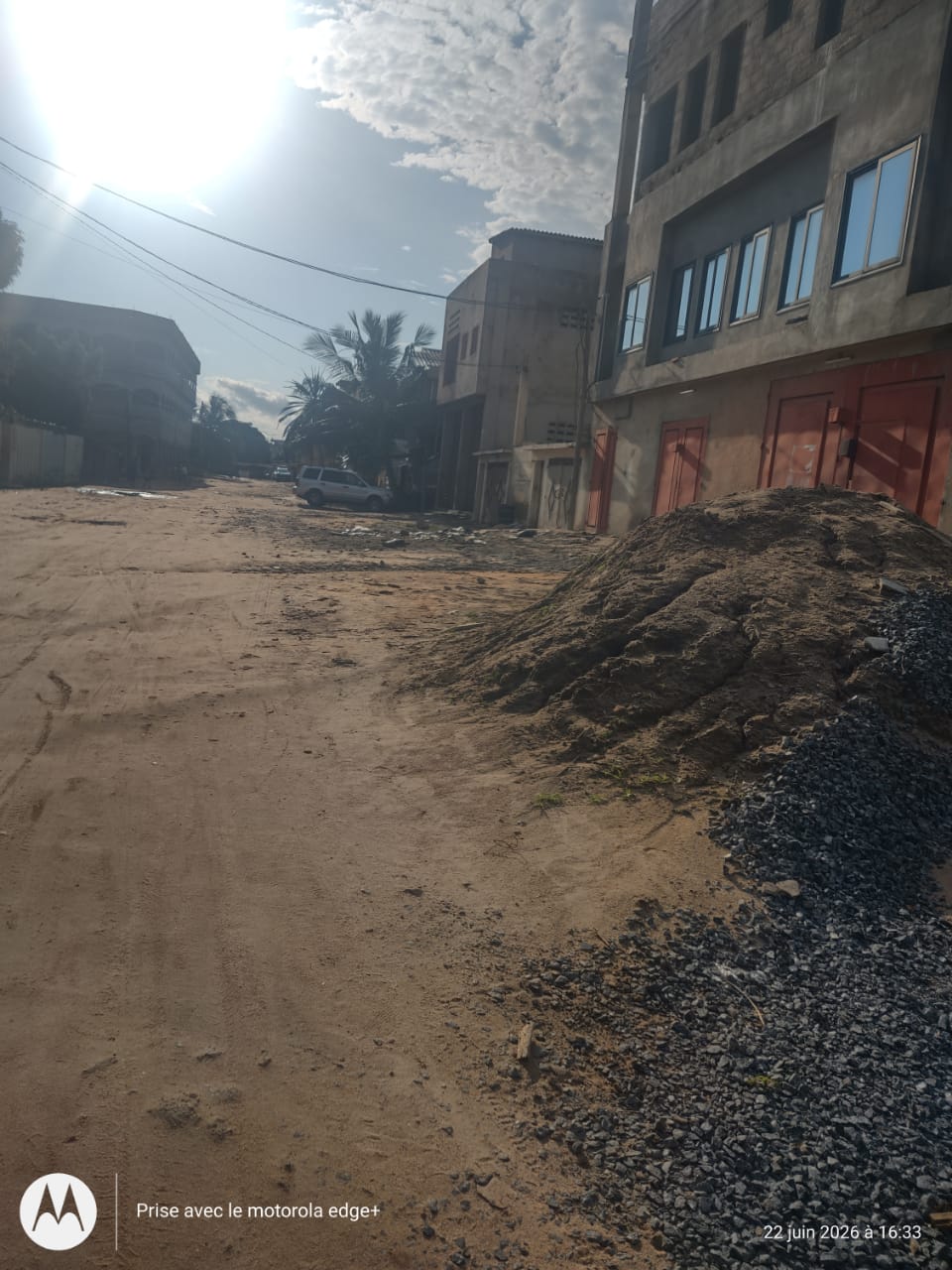 Terrain de 1600 m² en vente à Hédranawoè avec titre foncier – 50 millions FCFA le lot