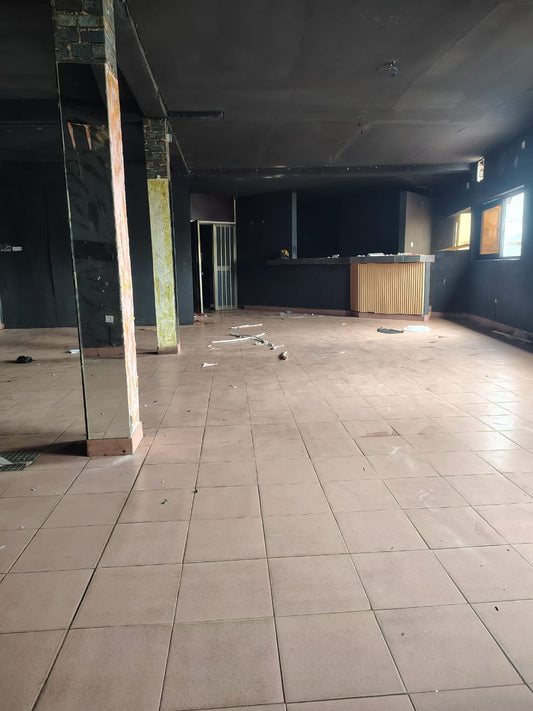Bureau en location à Avedji Limousine – 100 000 FCFA