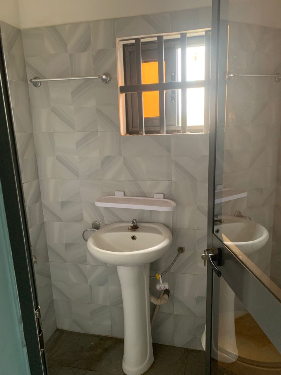 Villa duplex 4 chambres à louer à Adidogomé Lapampa – 200 000 FCFA