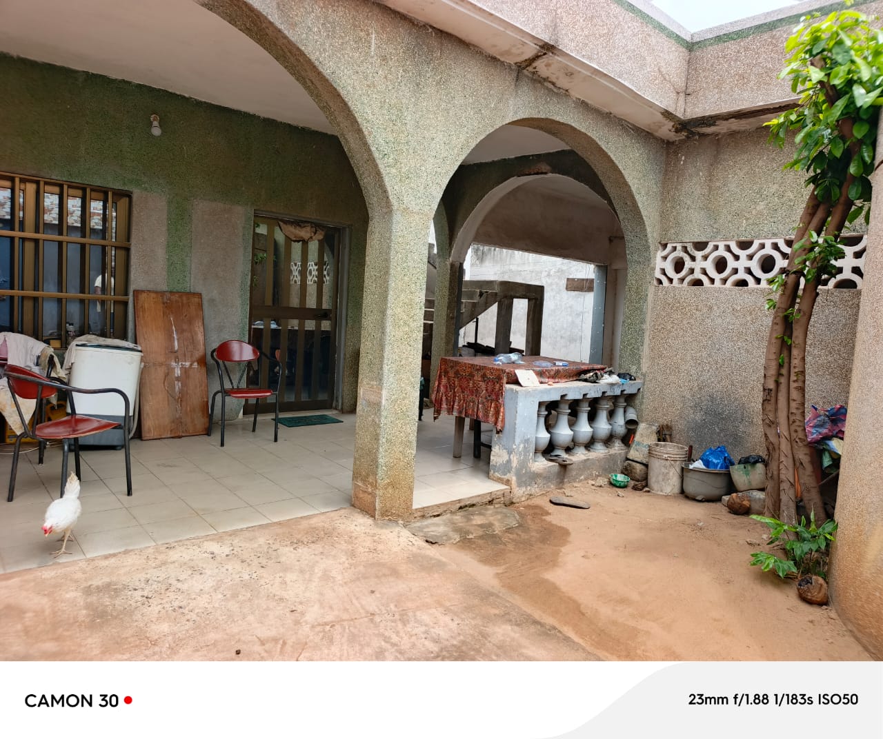 Villa 3 chambres en vente à Adidogomé Awatamé Boukarou – 65 millions FCFA
