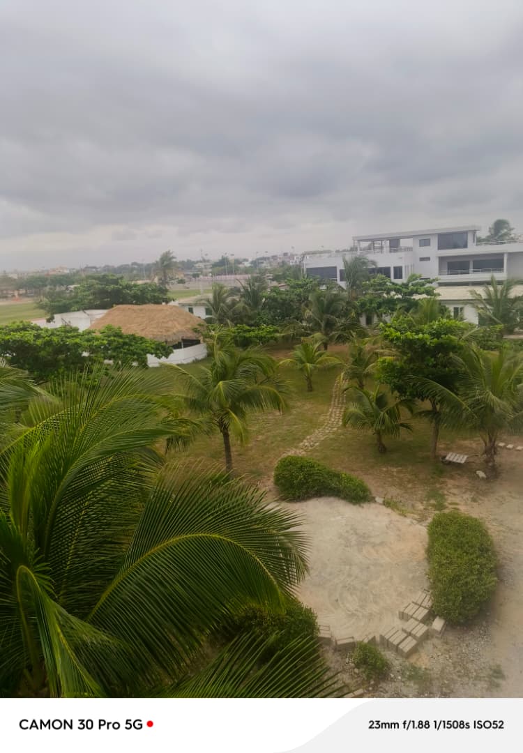 Terrain de 4 lots et 1/4 en vente à Avepozo côté plage – 25 millions FCFA