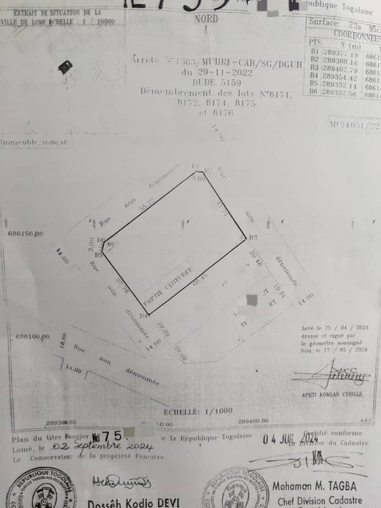 Terrain d'un demi-lot en vente à Ségbé Franco Arabe – 9 millions FCFA